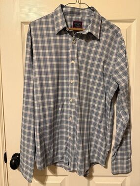 UNTUCKit Light Blue and White Plaid Button-Down Shirt